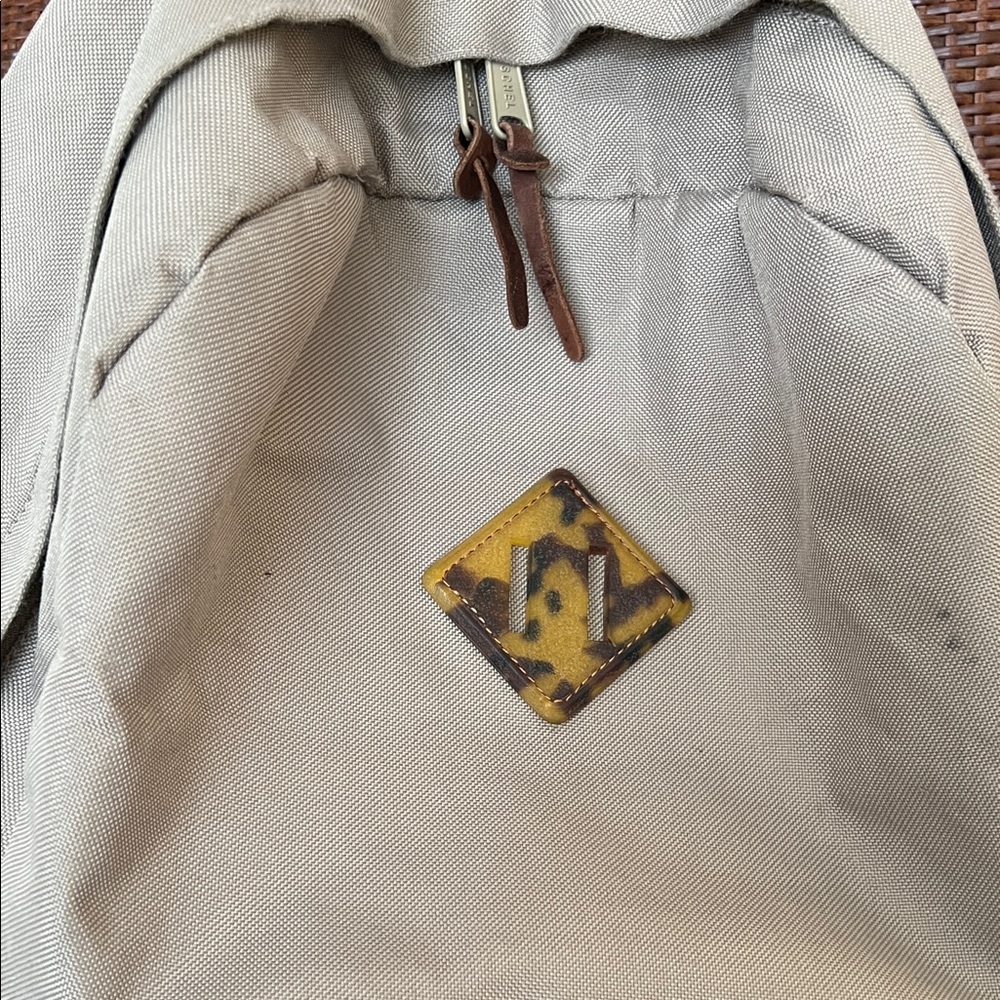 Herschel Supply Company Light Khaki Backpack with Patch - Picture 4 of 9